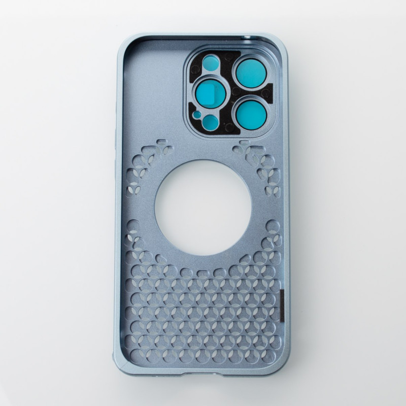 Металевий чохол MagSafe AROMA PERFORATED METAL для телефону iPhone 15 Pro блакитний