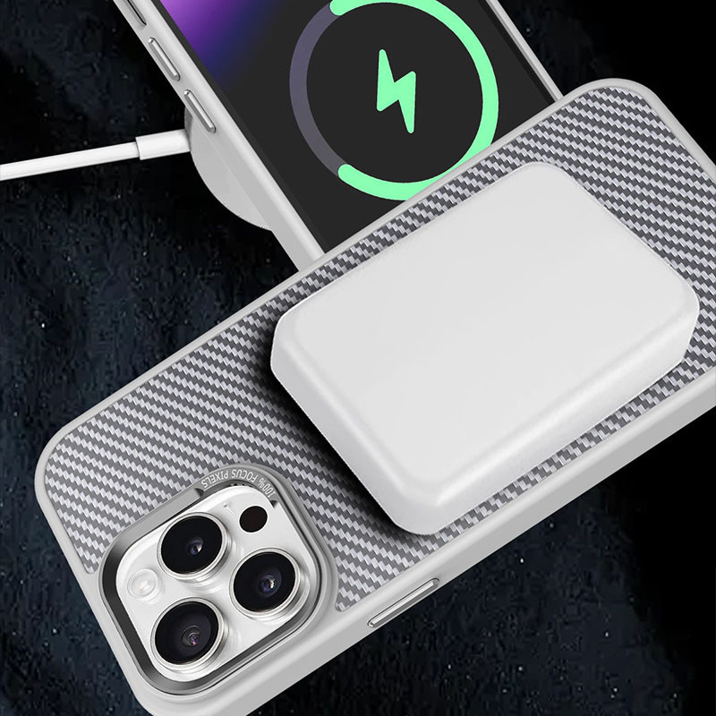 Уценка Чехол TPU+PC Carbon Mirage with MagSafe для Apple iPhone 13 Pro Max (6.7")