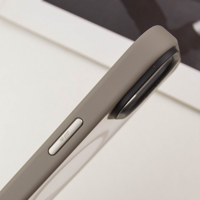 TPU+PC чехол Blueo Skin Friendly Frosted with MagSafe для Apple iPhone 15 (6.1")