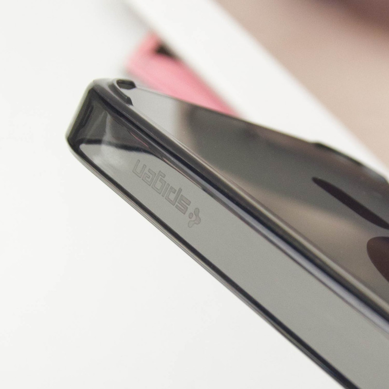 Чехол SGP Black Matte (MagFit) для Apple iPhone 14 (6.1")