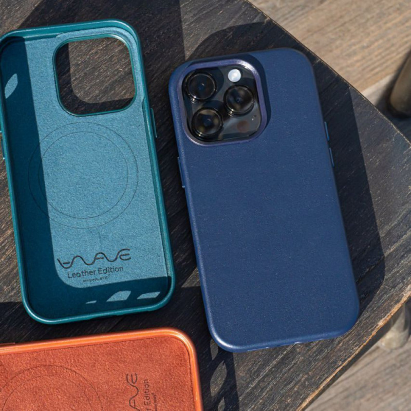 Чохол WAVE Premium Leather Edition Case with Magnetic Ring iPhone 15 forest green
