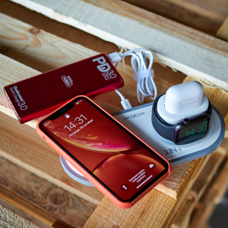 Бездротовий зарядний пристрій 3в1 Moxom MX-ST04 3in1 (Phone,airpods,watch) білий