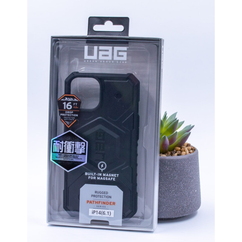 Протиударний чохол UAG для IPhone 14 black
