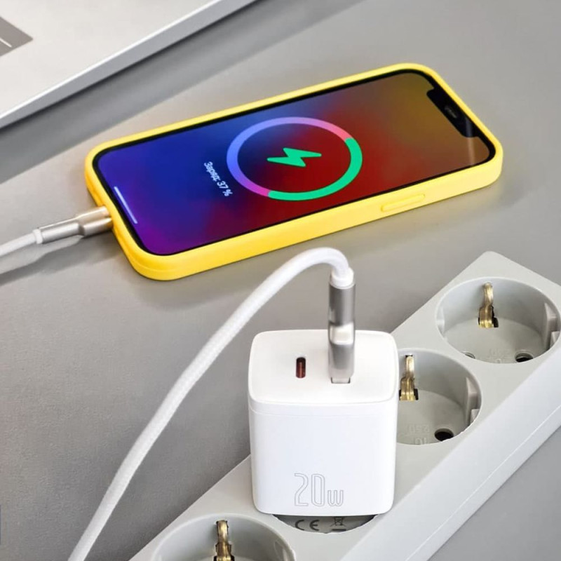 МЗП Baseus Compact Quick Charger 20W QC+ PD (1Type-C + 1USB) white